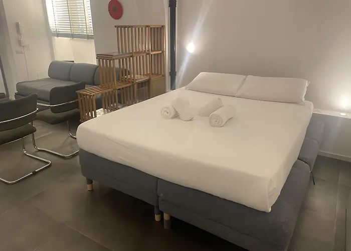 Guesthost - Prati Cozy Loft Near Lungotevere